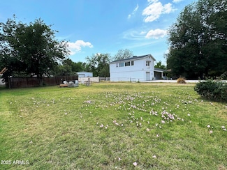 3215 W Orangewood Ave, Phoenix, AZ 85051