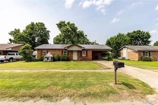 141 Saint Catherine Ln, New Madrid, MO 63869