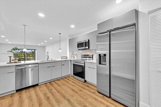 12500 SW 5th Ct Unit 407M, Pembroke Pines, FL 33027