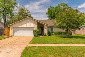 9406 Benning Dr, Houston, TX 77031