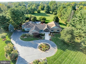 761 Cox Rd, Moorestown, NJ 08057