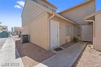 5127 Garden Ln, Las Vegas, NV 89119