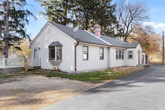 6560 Charles St, Rockford, IL 61108