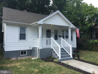 104 Fairview Ave, Somerdale, NJ 08083