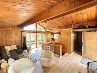 2484 Pine Dr, Running Springs, CA 92382