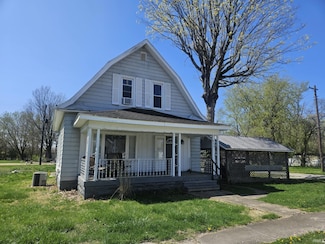 631 W Main St, Wheatland, IN 47597