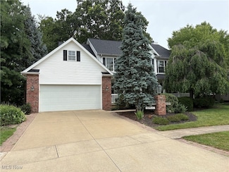 1066 Shawnee Ct, Vermilion, OH 44089