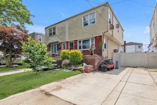 253-06 148th Ave, Rosedale, NY 11422