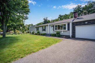 115 S Tallyho Dr, Springfield, MA 01118