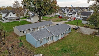 30 W Miner Ave, Linton, IN 47441