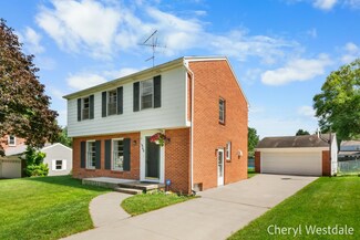 1860 Eastbrook St SE, Grand Rapids, MI 49508