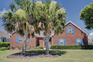 303 N 5th Ave, Kure Beach, NC 28449