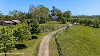 219 Millbrook Rd, Hudson, NY 12534