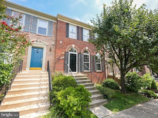 6251 Walkers Croft Way, Alexandria, VA 22315