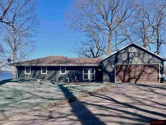 46617 Cape Horn Rd, Cleveland, MN 56017