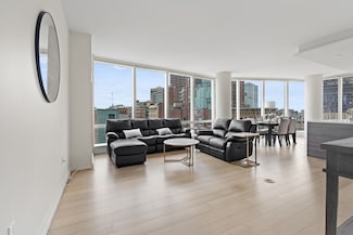 1 Franklin St Unit 1504, Boston, MA 02110