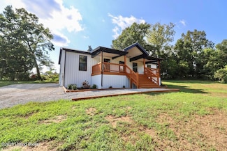 471 Shores Rd, Falls of Rough, KY 40119