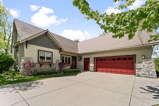 100 Accipiter Ct, Burlington, WI 53105