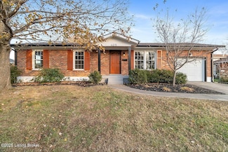 4215 Buxton Dr, Louisville, KY 40218