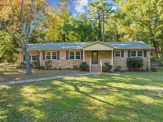 5027 Pine Trail Dr, Durham, NC 27712