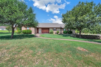 2701 White St, Clifton, TX 76634