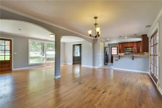 2708 Fortland Dr, Nashville, TN 37206