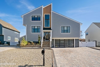 1210 Skimmer Ct, Forked River, NJ 08731