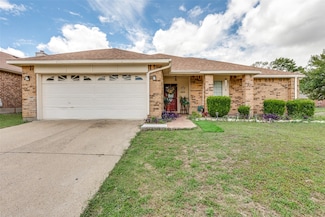 8300 Ohara Ln, Fort Worth, TX 76123