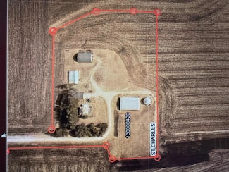 12749 Border Line Dr, Saint Charles, MN 55972