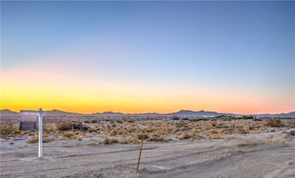 9276 Winston Ct, Pahrump, NV 89061