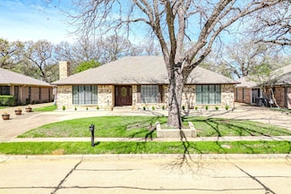 2809 Still Meadow Rd, Irving, TX 75060