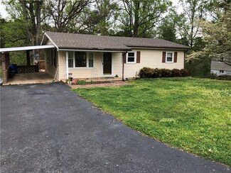 3285 N Maple Ln, Connellys Springs, NC 28612