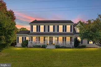 61 Possum Hollow Ln, Berryville, VA 22611