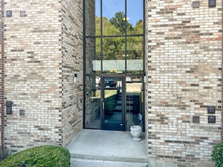 26 Woodland Hills Dr Unit 4, Southgate, KY 41071