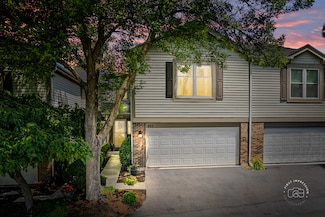 482 River Front Cir, Naperville, IL 60540