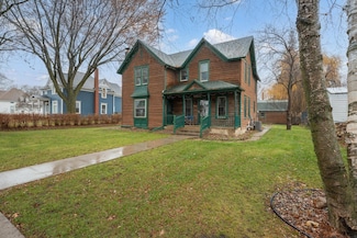 210 1st St SE, Hayfield, MN 55940