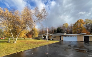 72 Cambray St, Gouverneur, NY 13642