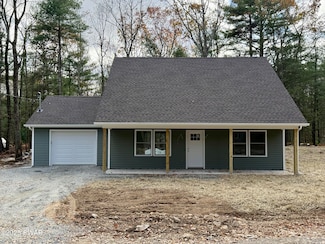 141 Cahoonzie Rd, Shohola, PA 18458