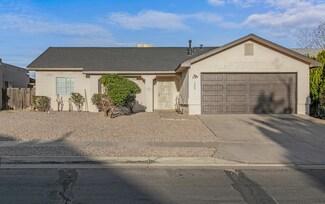 1309 Quartz Dr SW, Albuquerque, NM 87121