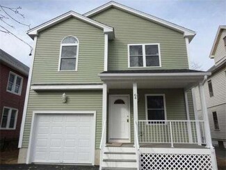 64 Sterling St, Springfield, MA 01107