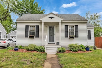115 Porter St, Manchester, NH 03103