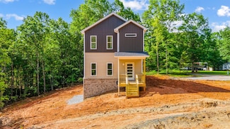 17 Kershaw Dr, Rustburg, VA 24588