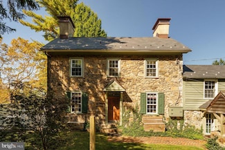 2943 Windy Bush Rd, New Hope, PA 18938