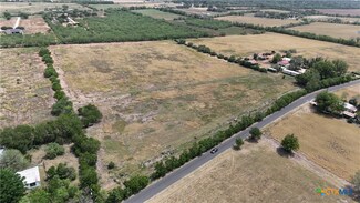 10945 Dillon Rd, Atascosa, TX 78002