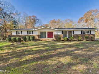 3804 Kenwood Dr, Hillsborough, NC 27278