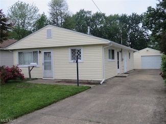 144 Warden Ave, Elyria, OH 44035