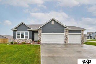 11376 S 169th St, Gretna, NE 68028