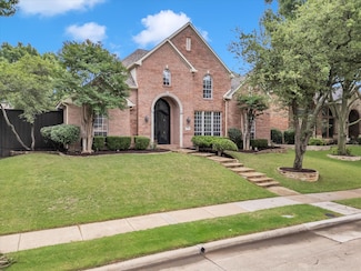 7404 Ivanhoe Dr, Plano, TX 75024