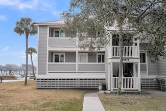 64 W Mariners Cay Dr, Folly Beach, SC 29439