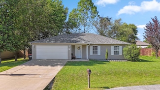 7886 Burns St, Seligman, MO 65745
